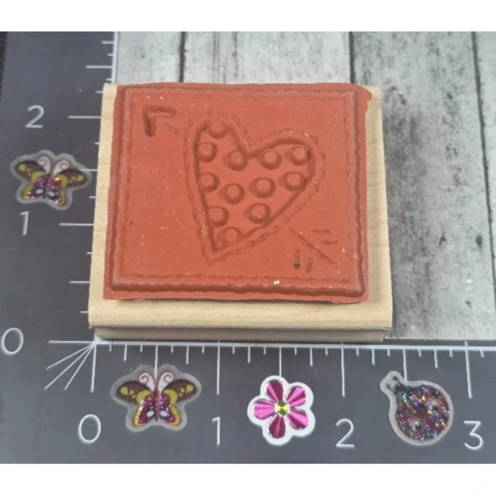 Stampin' Up! Heart Arrow Spotted Etched Silhouette 2001 Rubber Stamp Wood #D28